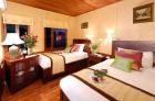 indochinasailstwincabin.jpg