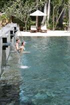 9_swimming-pool-2.jpg